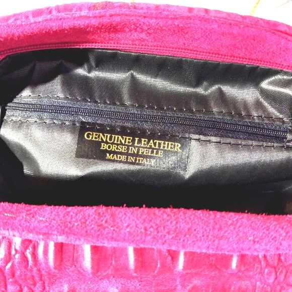 Fuchsia Genuine Italian Leather Cross Body Bag - Picture 4 of 7
